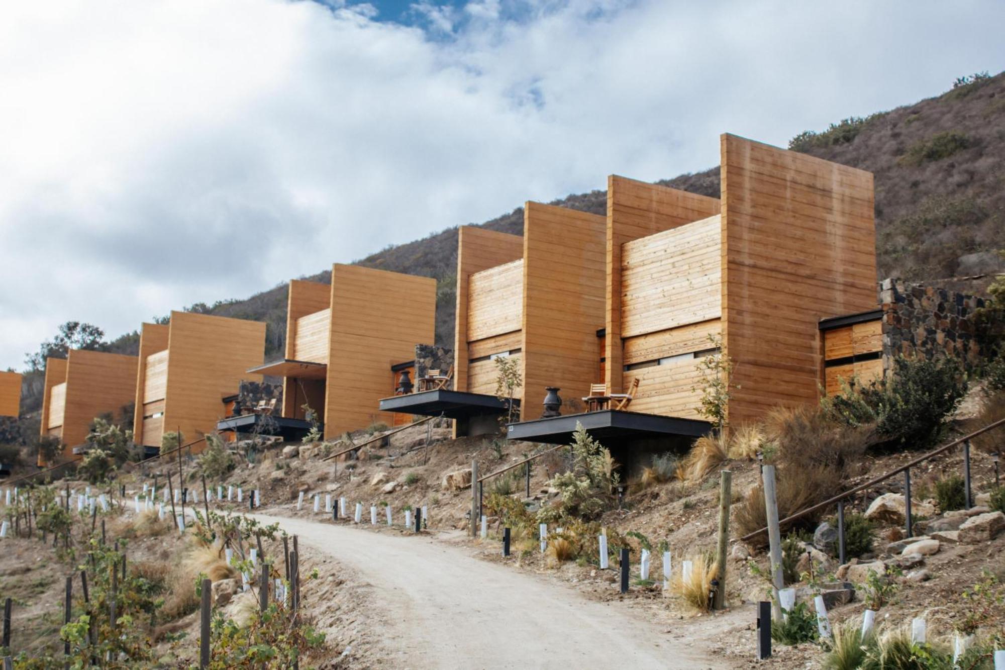 Hotel Cuatro Cuatros Ενσενάντα Εξωτερικό φωτογραφία