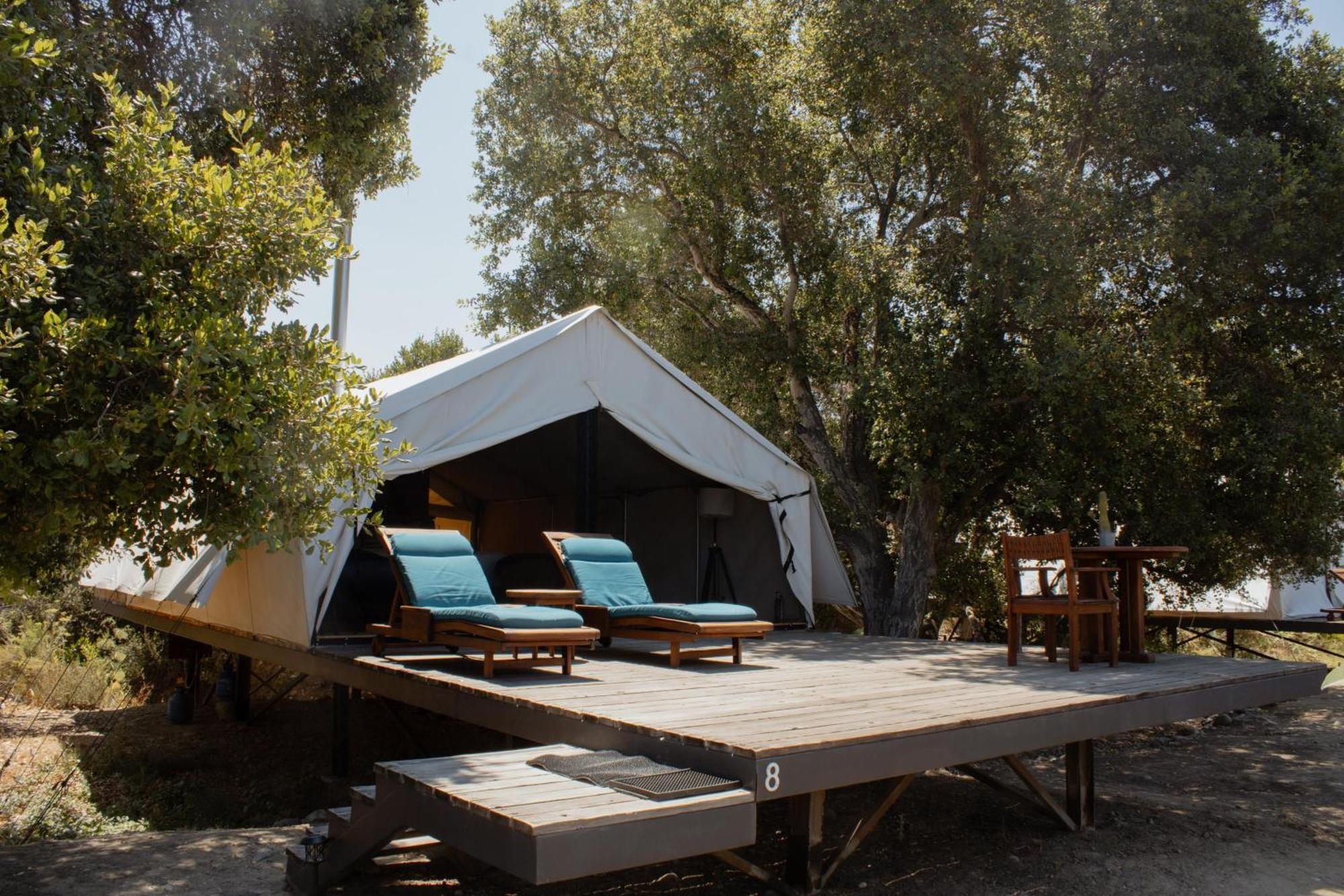 Hotel Cuatro Cuatros Ενσενάντα Εξωτερικό φωτογραφία