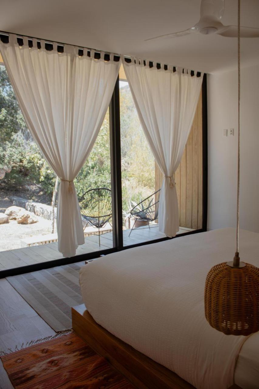 Hotel Cuatro Cuatros Ενσενάντα Εξωτερικό φωτογραφία