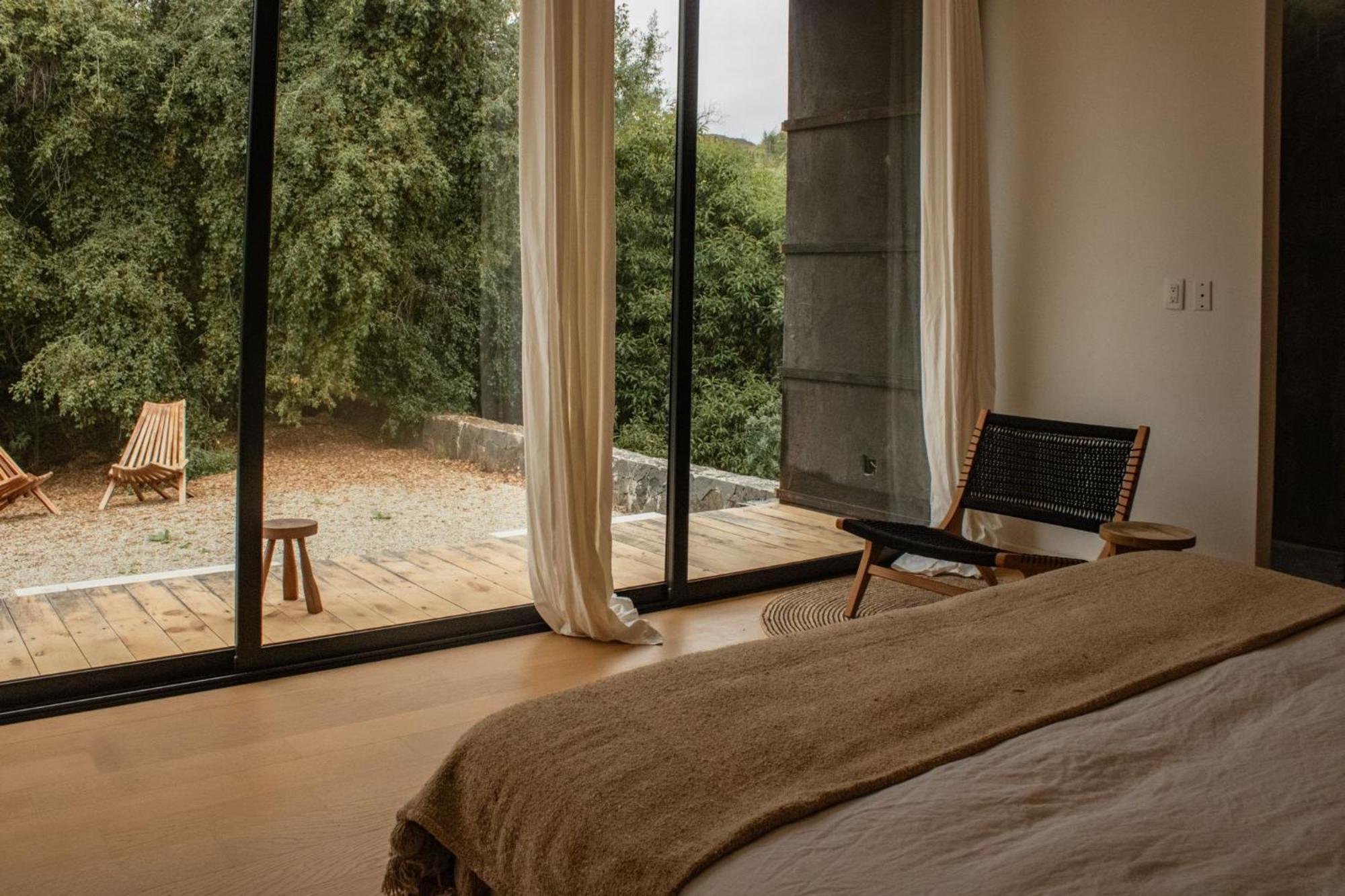 Hotel Cuatro Cuatros Ενσενάντα Εξωτερικό φωτογραφία